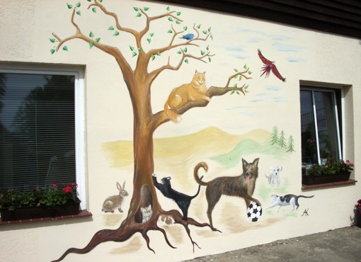 Wandmalerei: Tierheim Außenwand Wandmalerei: Tierheim Außenwand